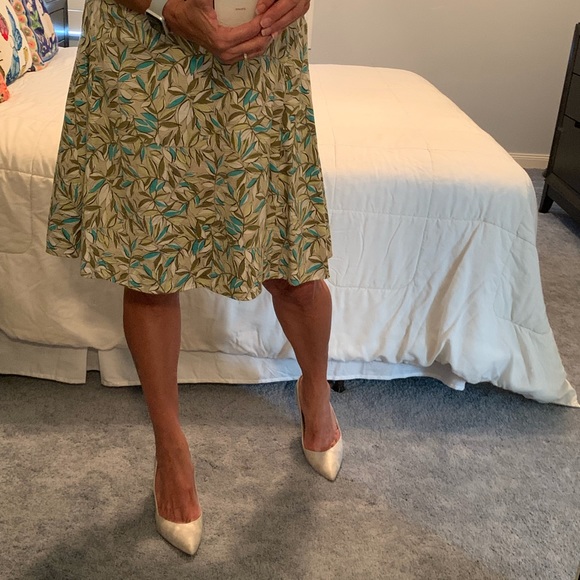 Geoffrey Beene - Size 6 - Picture 5 of 7